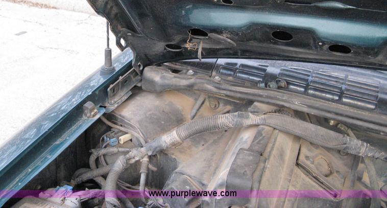 image for item 8091 1998 Chevrolet Blazer