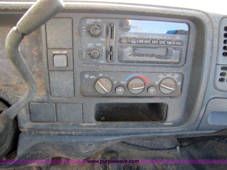 image for item 8249 1997 Chevrolet K2500 cab and chassis