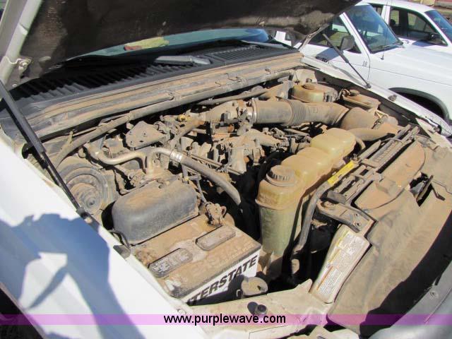 image for item 8254 1999 Ford F350 Super Duty cab and chassis