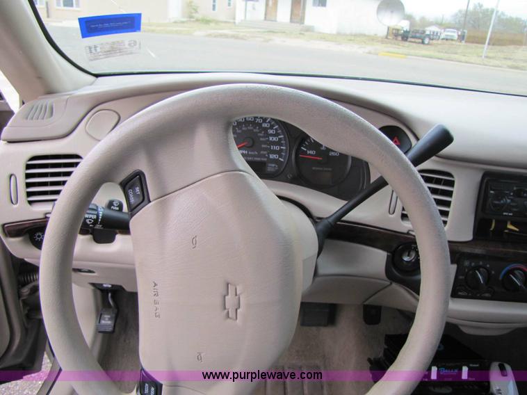 image for item 8306 2001 Chevrolet Impala
