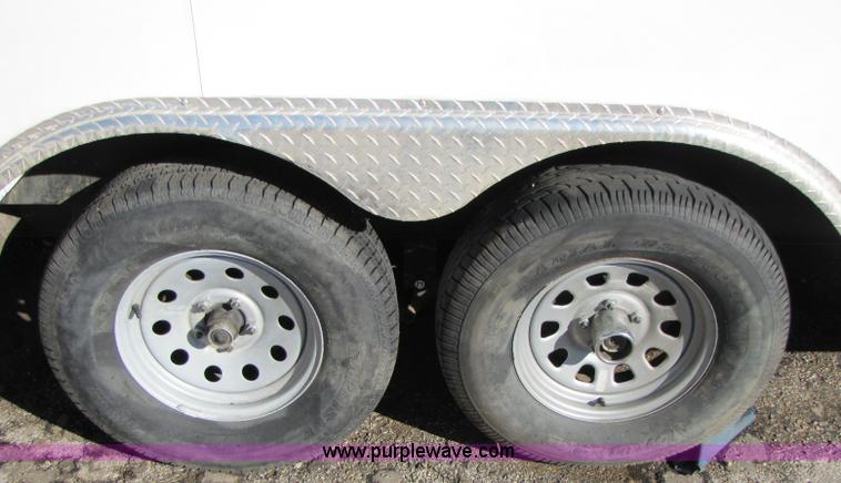 image for item 8340 2009 Tailwind 27' trailer