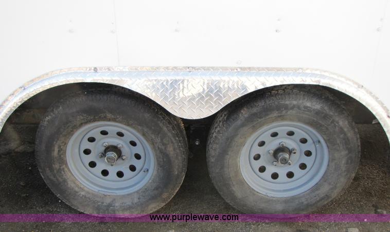 image for item 8340 2009 Tailwind 27' trailer