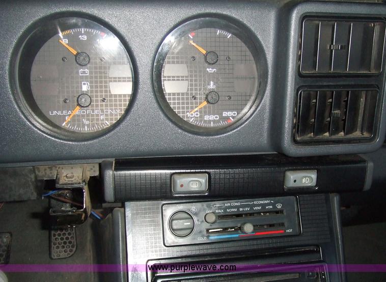 image for item 2356 1992 Pontiac Firebird