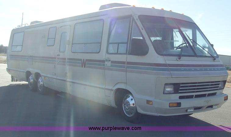 image for item 2360 1987 Chevrolet Elandan 33' Winnebago