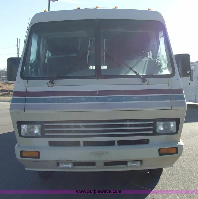 image for item 2360 1987 Chevrolet Elandan 33' Winnebago