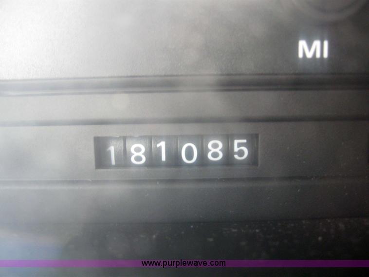 image for item 3149 1994 Dodge Grand Caravan SE