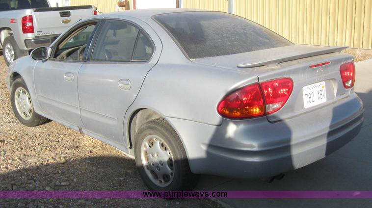 image for item 3150 2000 Oldsmobile Alero GL