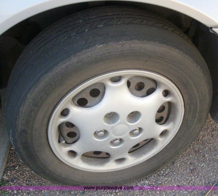 image for item 3150 2000 Oldsmobile Alero GL