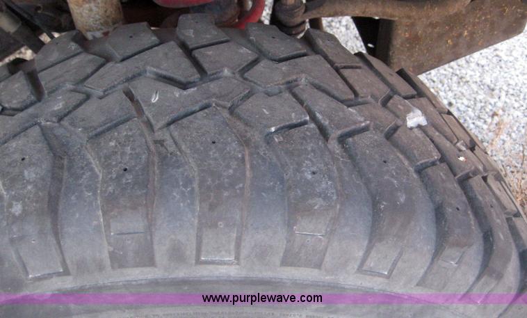 image for item 3151 1994 Jeep Grand Cherokee Laredo