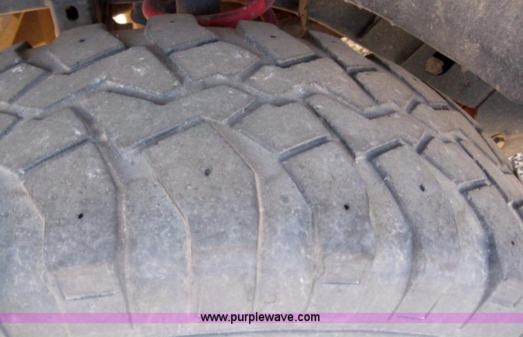 image for item 3151 1994 Jeep Grand Cherokee Laredo