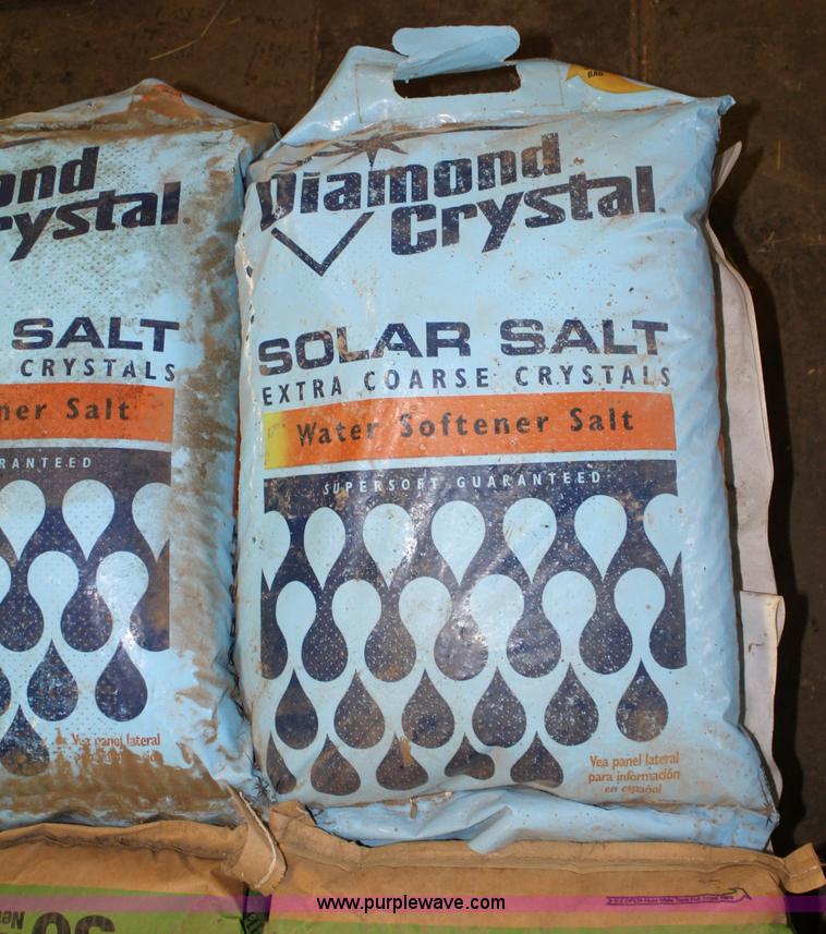 image for item 4966 Pallet of salt