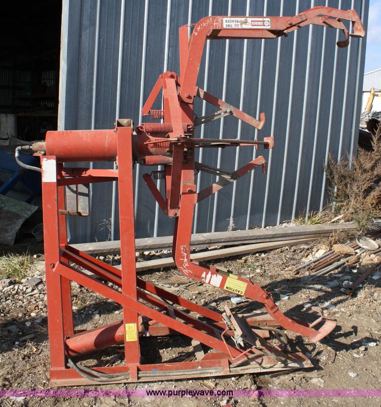 image for item 4967 Coats S-60 tire spreading machine