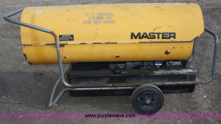 image for item 4968 Master B600D heater