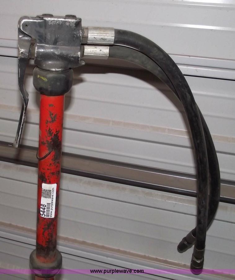 image for item 5448 Stanley TA54 hydraulic tamper with hose whip