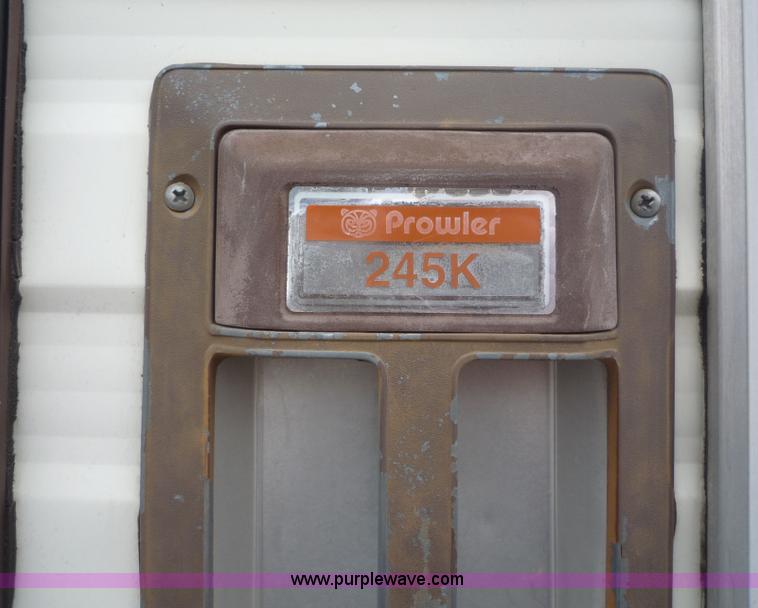 image for item 5609 1986 Fleetwood Prowler camper