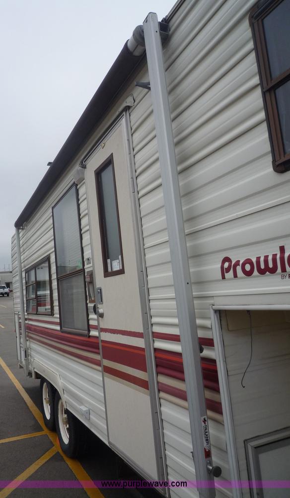image for item 5609 1986 Fleetwood Prowler camper