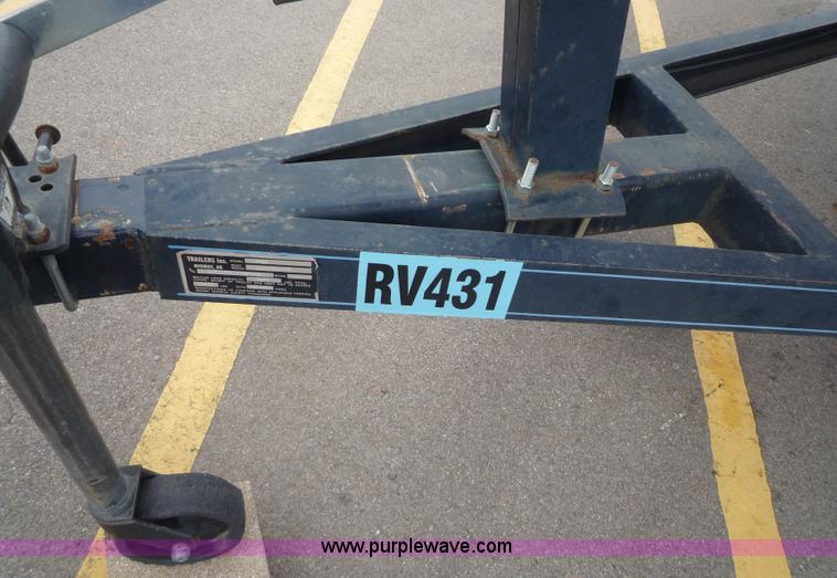 image for item 5610 1988 Bayliner boat