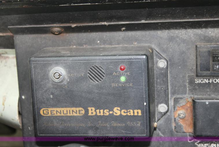 image for item 6534 1986 Thomas Built 3885 school bus