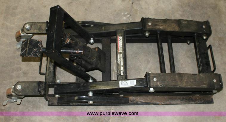 image for item 6555 Speedway motorcycle and ATV jack