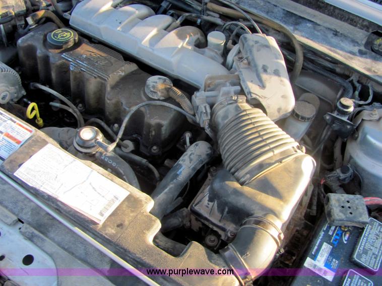 image for item 6766 1991 Ford Tempo