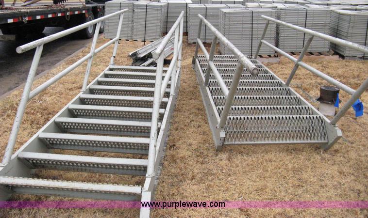 image for item 8092 Mezzanine