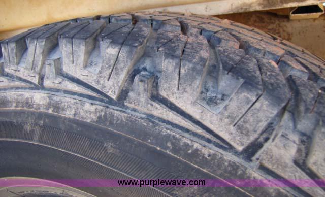 image for item 8248 1984 Ford F150 pickup