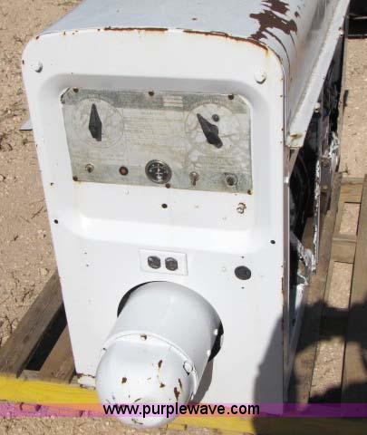 image for item 8285 Lincoln SA200 welder