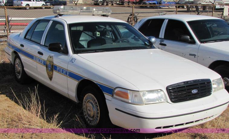 image for item 8307 1999 Ford Crown Victoria Police Interceptor