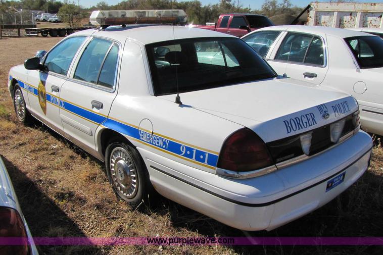 image for item 8307 1999 Ford Crown Victoria Police Interceptor