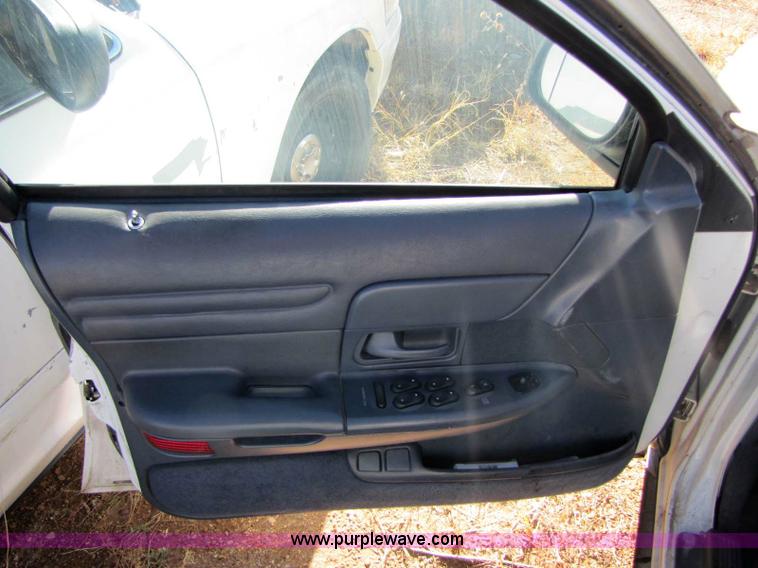 image for item 8307 1999 Ford Crown Victoria Police Interceptor