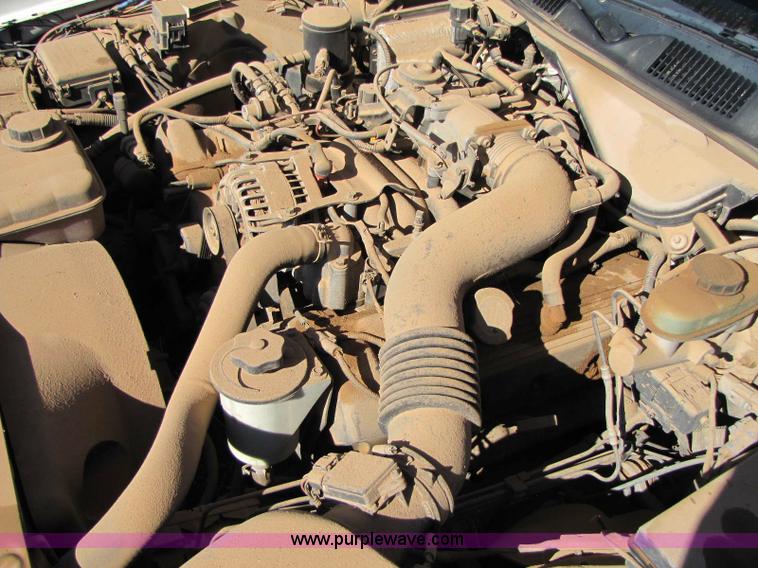 image for item 8307 1999 Ford Crown Victoria Police Interceptor