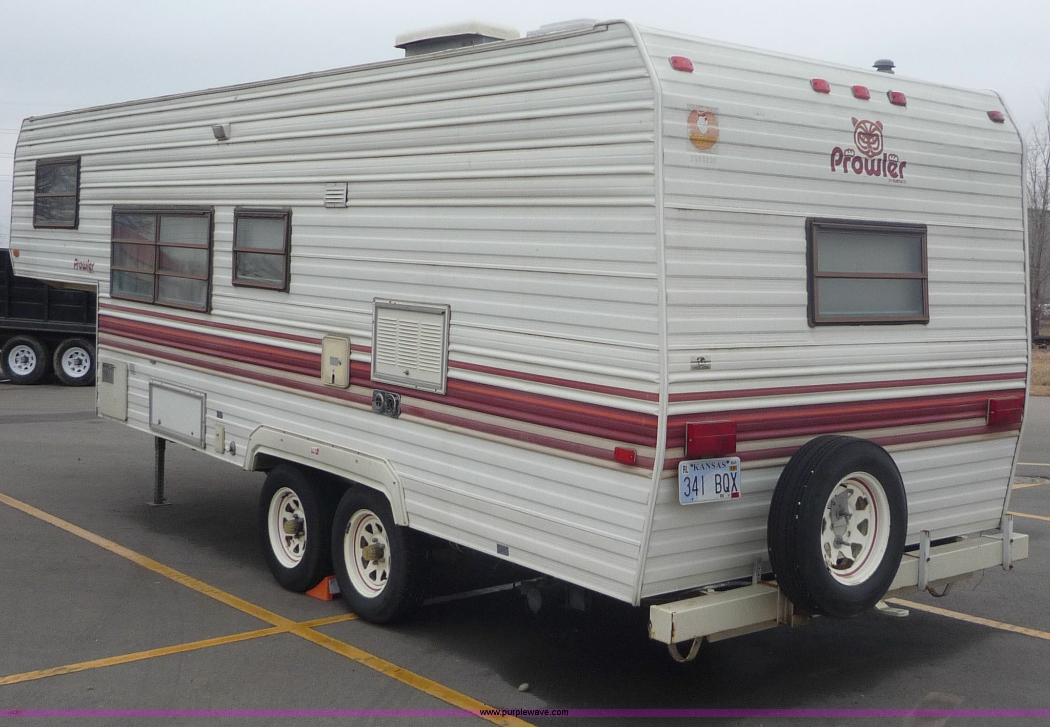1986 Fleetwood Prowler camper in Manhattan, KS Item 5609 sold