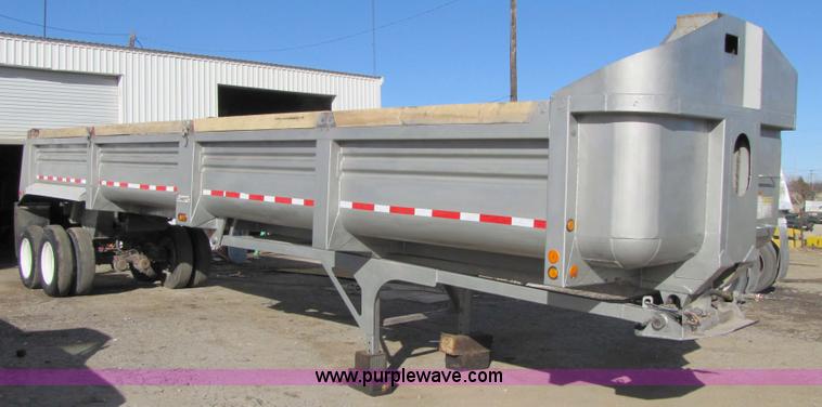 image for item 3519 1998 Clement LW3829 38' steel end dump trailer