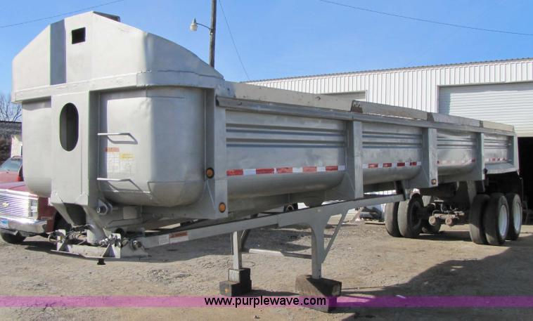 image for item 3519 1998 Clement LW3829 38' steel end dump trailer
