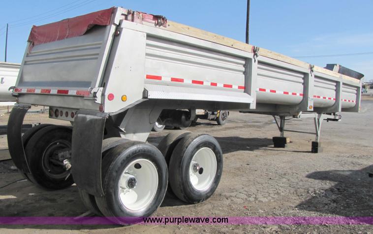 image for item 3519 1998 Clement LW3829 38' steel end dump trailer