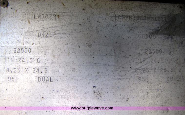 image for item 3519 1998 Clement LW3829 38' steel end dump trailer