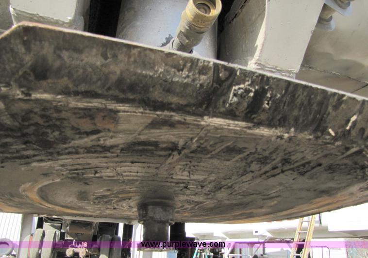 image for item 3519 1998 Clement LW3829 38' steel end dump trailer