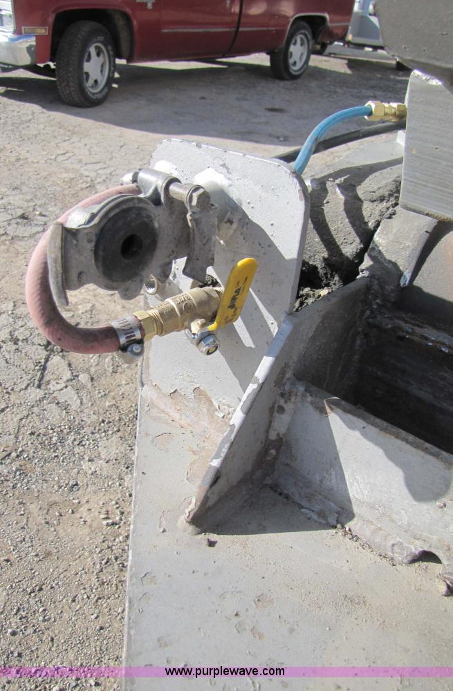 image for item 3519 1998 Clement LW3829 38' steel end dump trailer