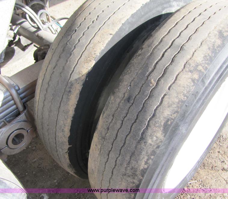 image for item 3519 1998 Clement LW3829 38' steel end dump trailer