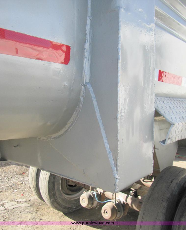 image for item 3519 1998 Clement LW3829 38' steel end dump trailer