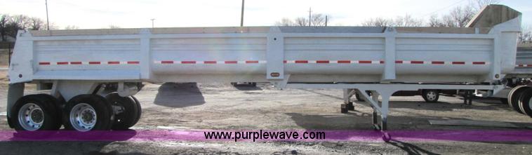 image for item 3520 1997 Clement LW3829 38' steel end dump trailer