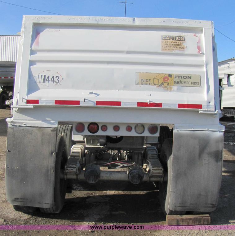 image for item 3520 1997 Clement LW3829 38' steel end dump trailer