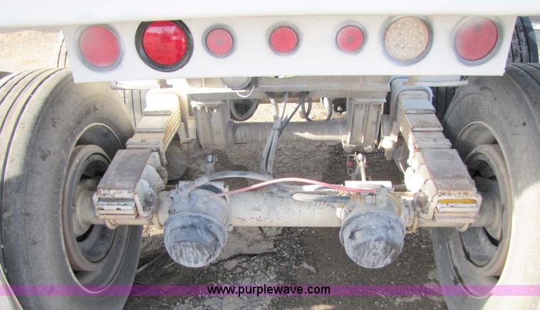 image for item 3520 1997 Clement LW3829 38' steel end dump trailer