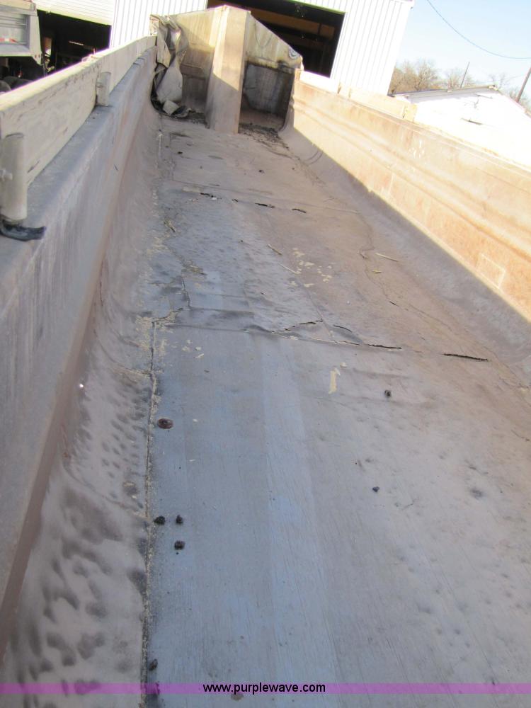 image for item 3520 1997 Clement LW3829 38' steel end dump trailer