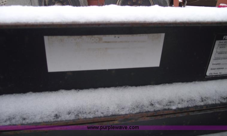 image for item 5458 2004 Starlite flatbed trailer