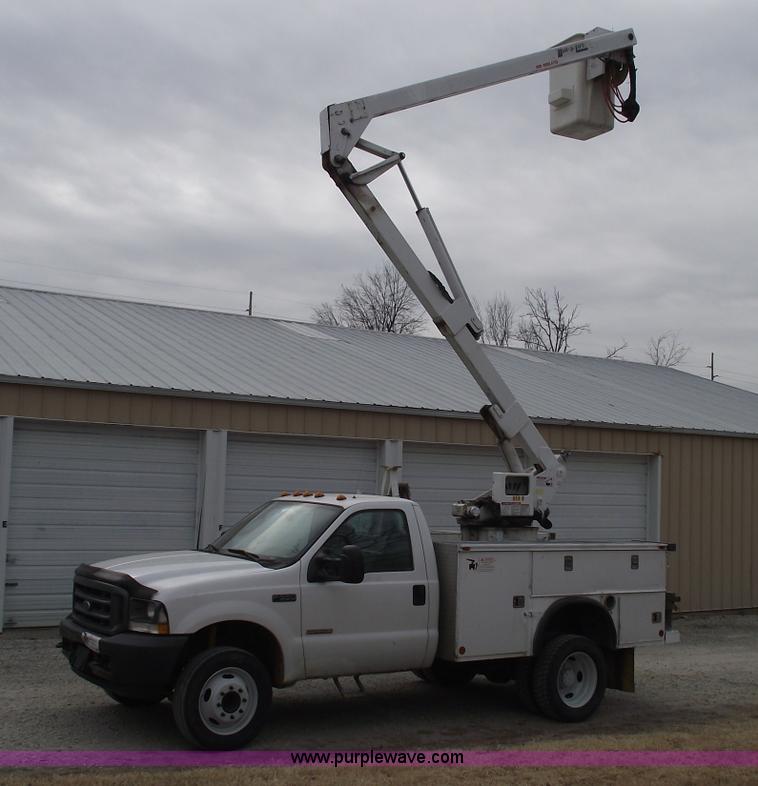 image for item 5465 2003 Ford F550 super duty bucket truck