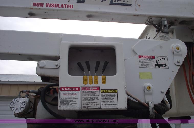 image for item 5465 2003 Ford F550 super duty bucket truck