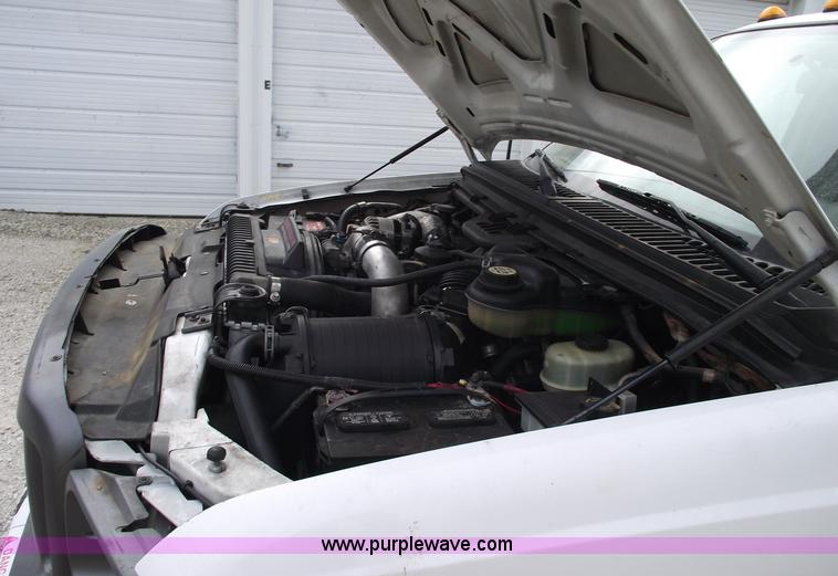 image for item 5465 2003 Ford F550 super duty bucket truck