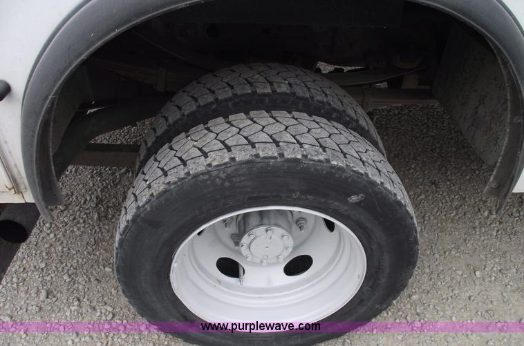 image for item 5465 2003 Ford F550 super duty bucket truck