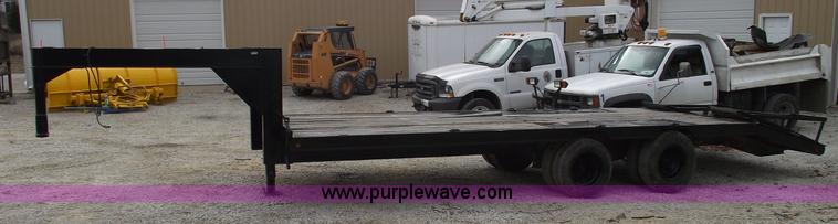 image for item 5466 1986 shop-built 24' gooseneck trailer